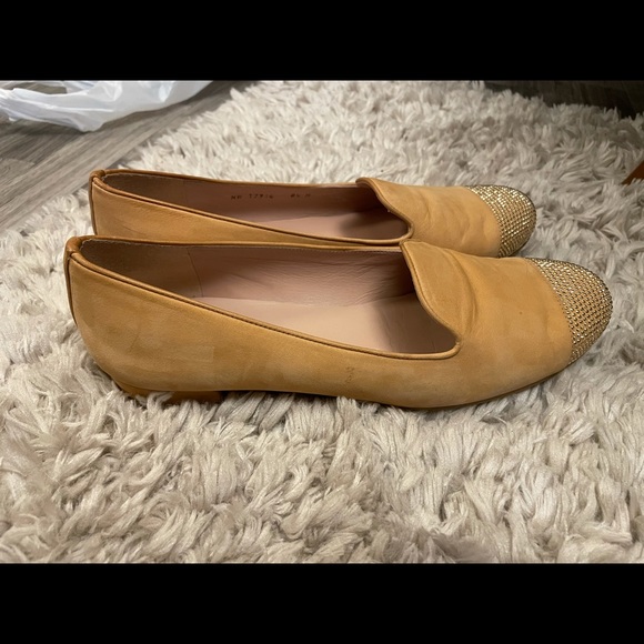 Stuart Weitzman Suede Tan Gold Studded Round Toe Ballet Flats - Picture 4 of 15